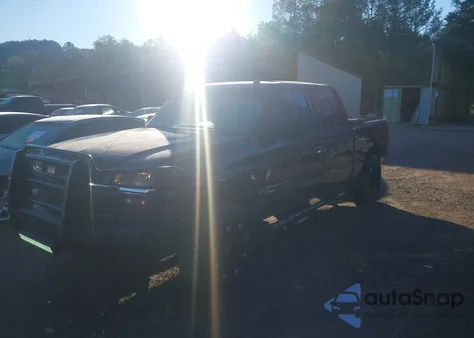 2004 Chevrolet Silverado 1500 Z71 z USA, uszkodzony, nr VIN 2GCEK13T141430092